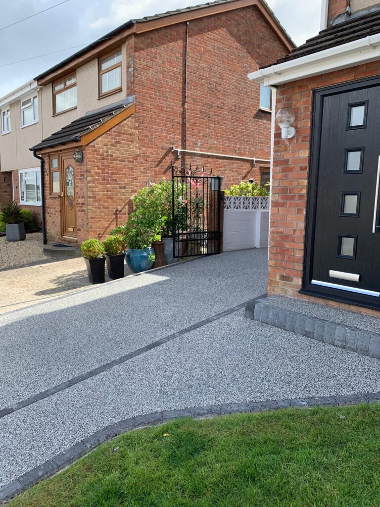 Home Resin Path and Driveway