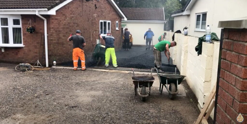 Laying Resin Bound Drives on concrete or tarmac surface - PREMIER RESIN DRIVES Team at Work