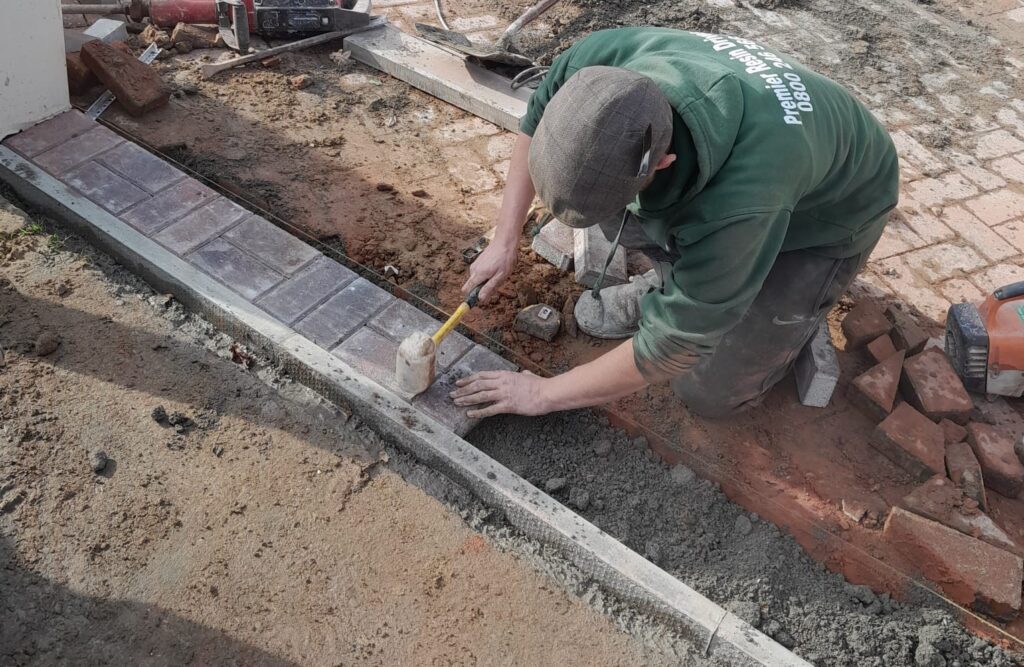 Resin Driveway Installer South Wales