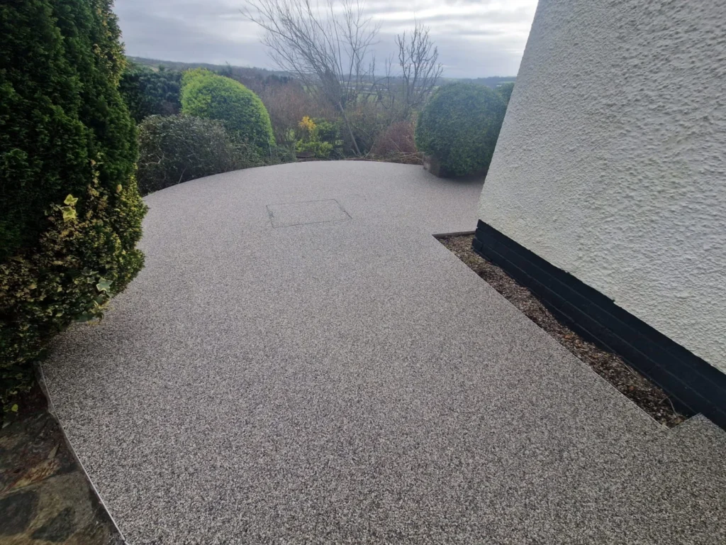 Cowbridge Resin Patio Titan Silver