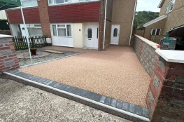 Tonyrefail semi detached driveway