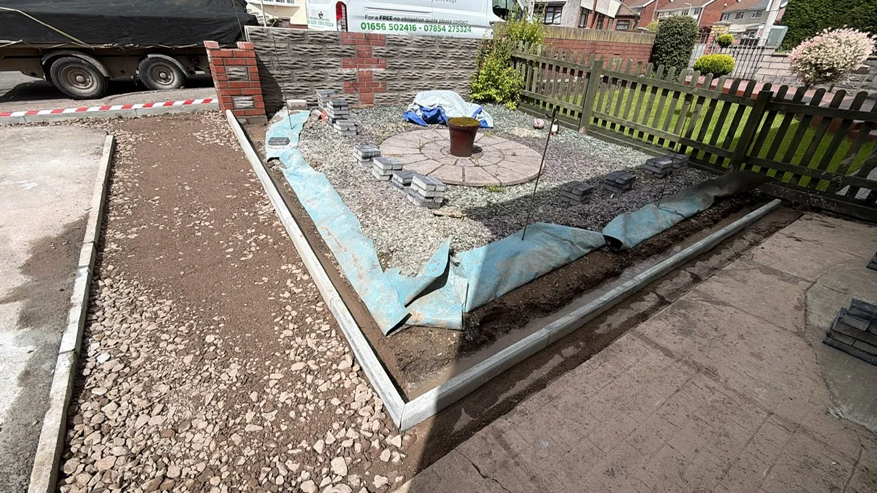 Tonyrefail semi detached driveway