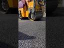 Steamrolling to compact tarmac substrate